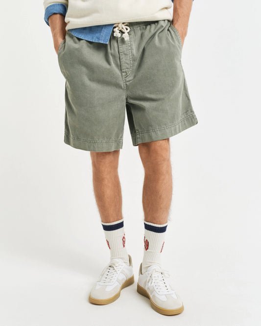 Regular fit solblekta shorts med dragsko - KALAMATA GREEN