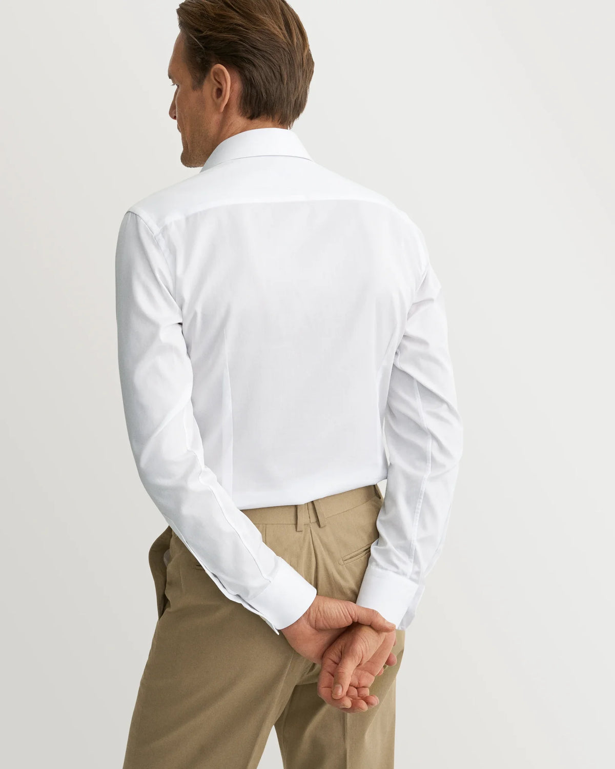 Signature Twill-skjorta Super Slim - Vit – modellbild